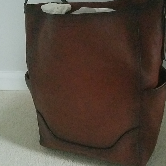 SOLD NWT Frye Leather slide pocket hobo purse - Picture 8 of 8